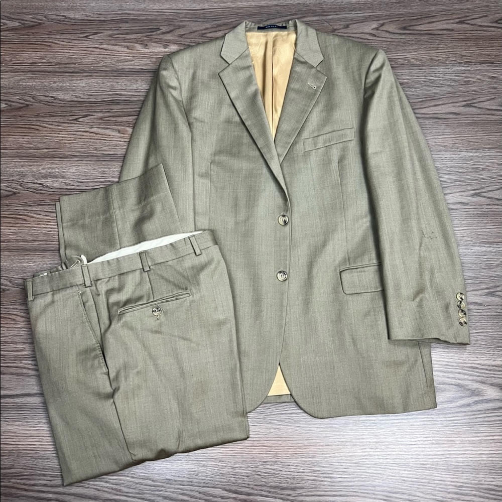 Burberry Light Olive Suit 44R